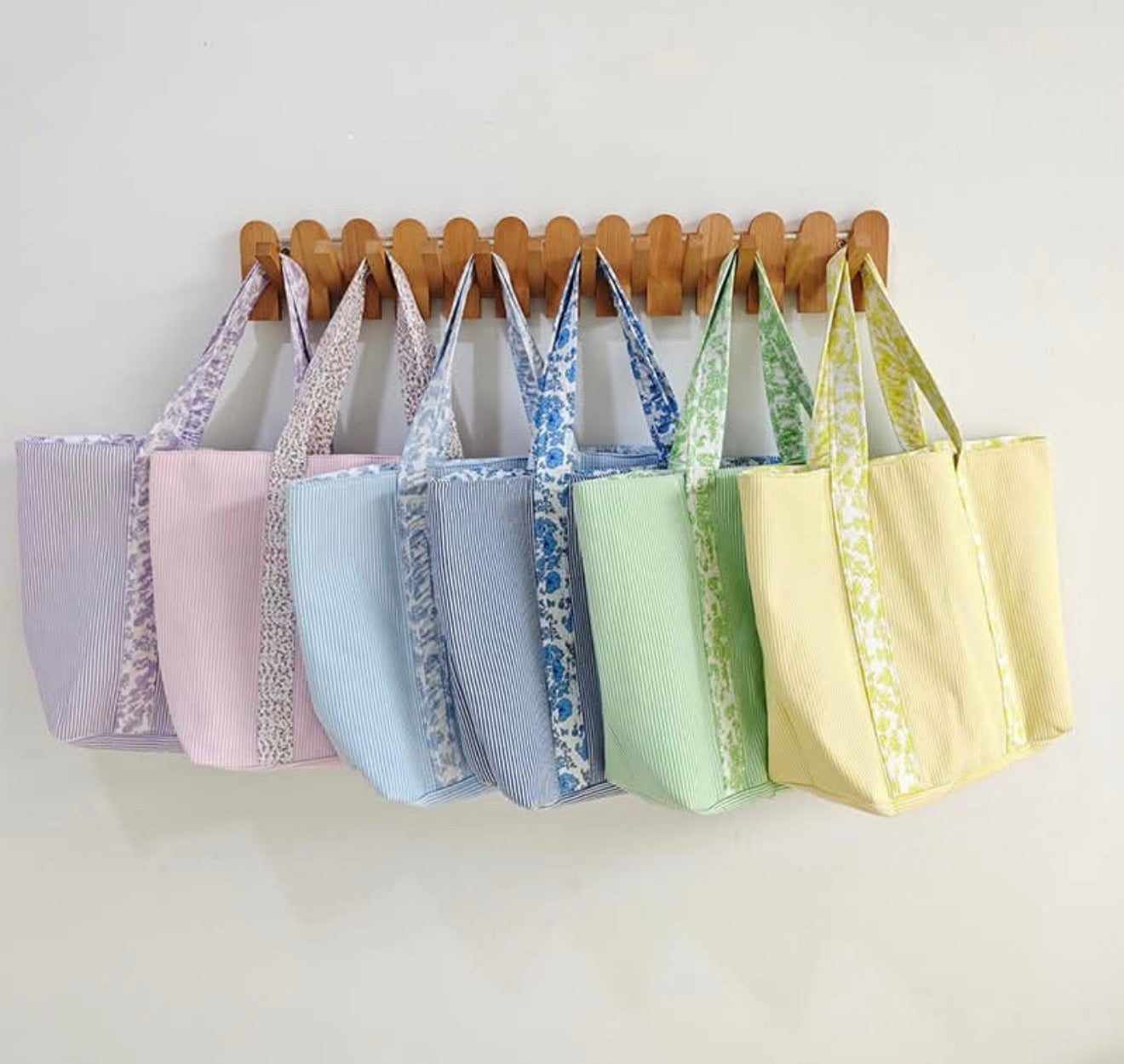 The garden party tote