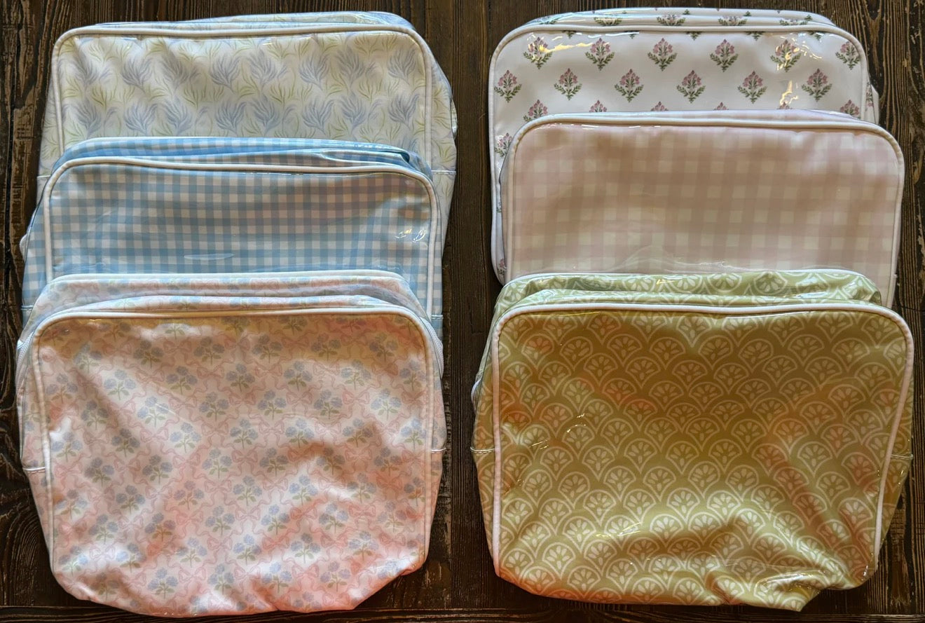 Large Wipeable Zipper Pouch